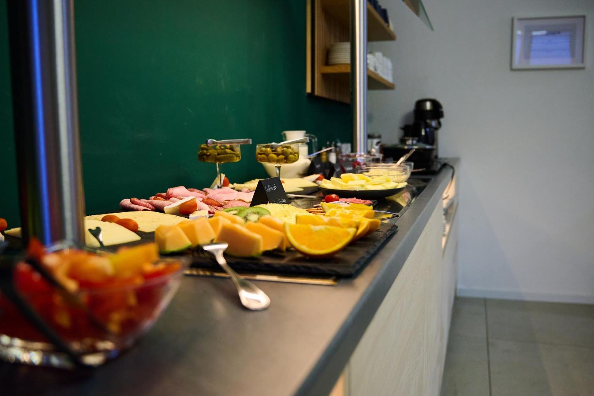 Hotel Schumacher Duesseldorf, Dusseldorf